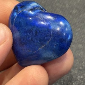 Persian Lapis Lazuli Heart – Temple Stone of Royal Truth & Divine Voice
